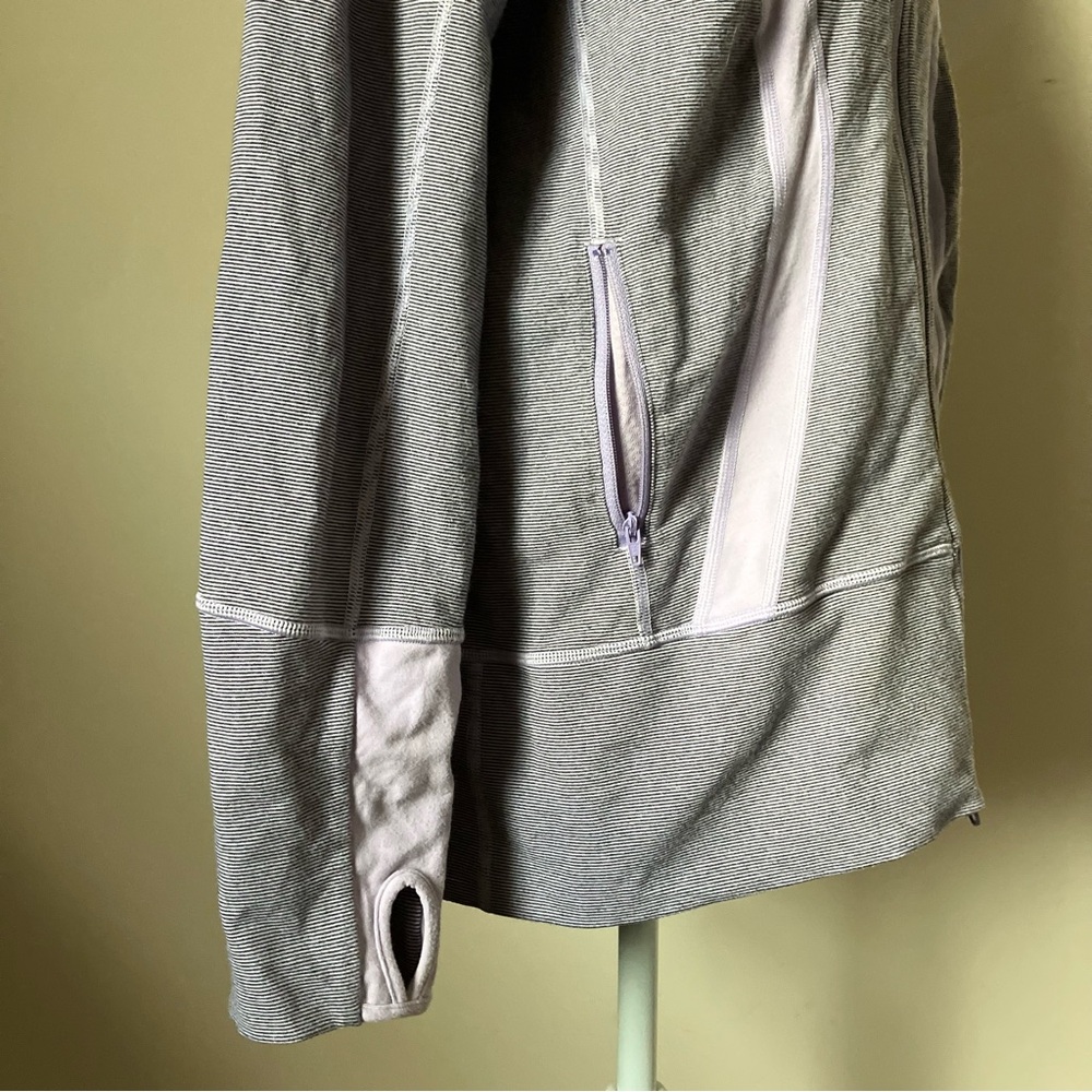 Lululemon Stride Jacket Brushed in Lilac Heathered
Coal Wee Stripe Lilac size 12 - Picture 6 of 12
